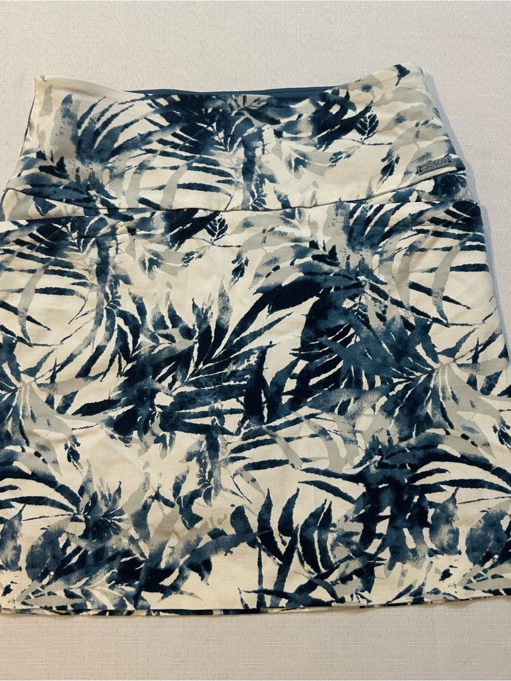 S.C. & Co Women’s Tropical Print Golf Skort Blue White Pull On Skirt Shorts Sz S